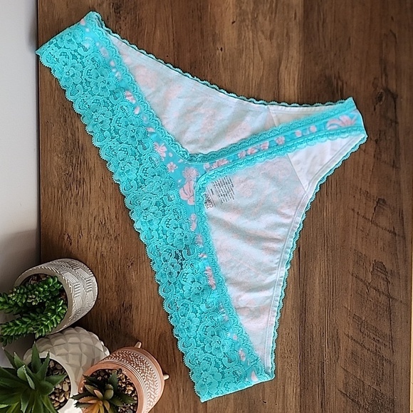 Torrid Cotton Mid-Rise Thong Lace Trim Panty "Tropical Soiree Blue"​​​ NWT sz 3 - Picture 3 of 8